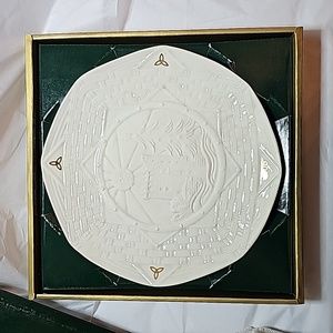 150 Years of BELLEEK Annual Plate 2006 Christmas at Blarney - Ireland  #535/2000